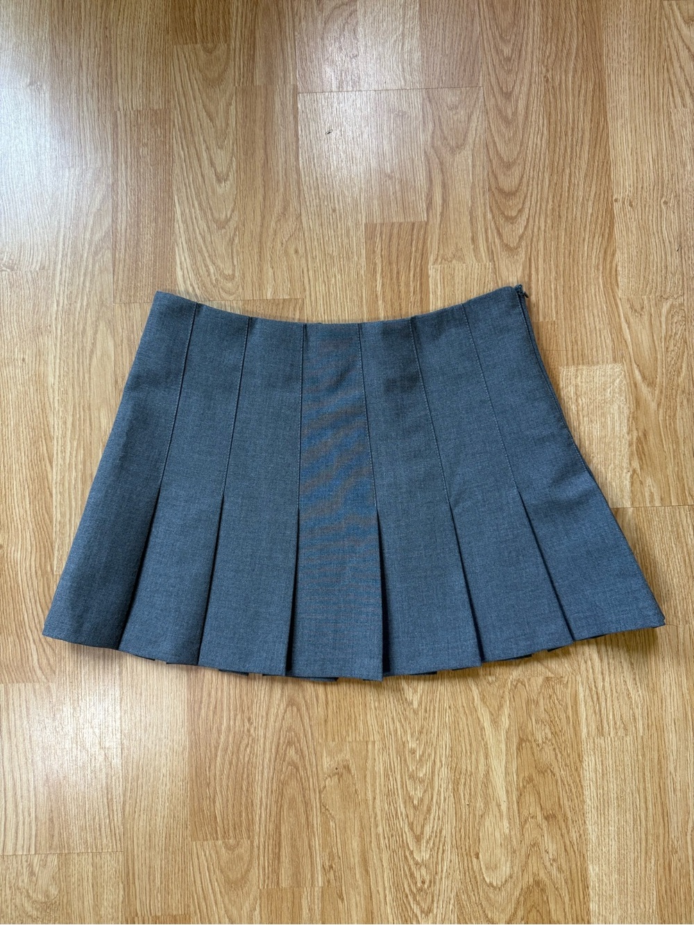 Zara Gray Pleated Mini Skirt - Size S